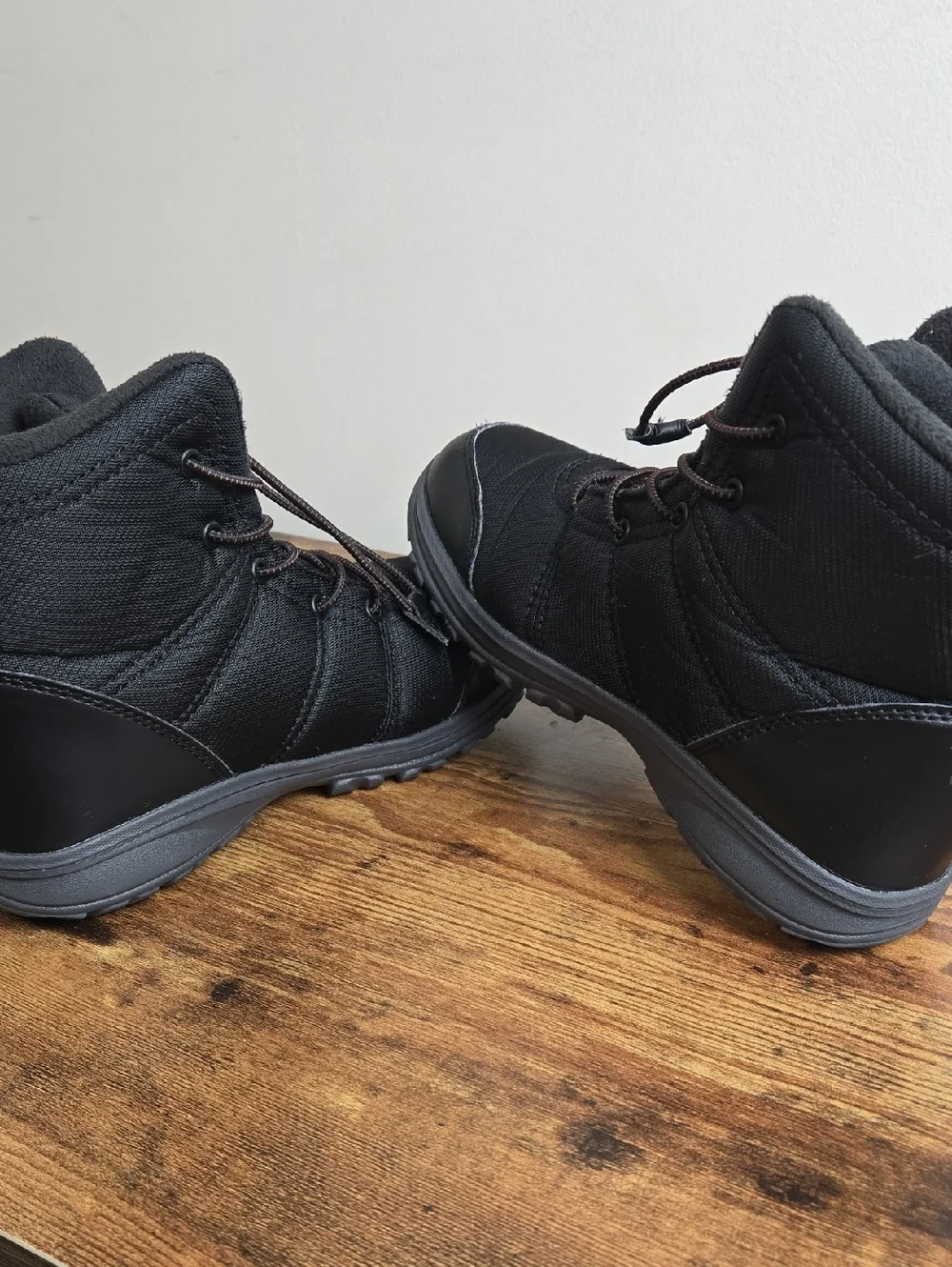 Columbia Big Kids' Fairbanks Omni-Heat Boots in black Sz 5 Winter Snow Coldgear